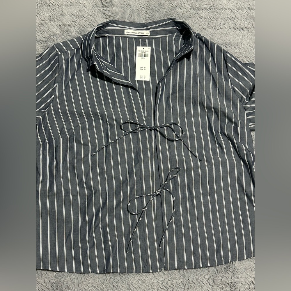 NWT Abercrombie & Fitch Poplin Tie Front Shirt Blouse - L - Picture 8 of 11